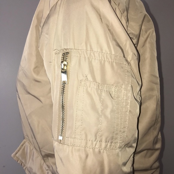 H&M Women’s Bomber Jacket – 80’s Style  Size: 2 (fits like a Medium) - Picture 6 of 12